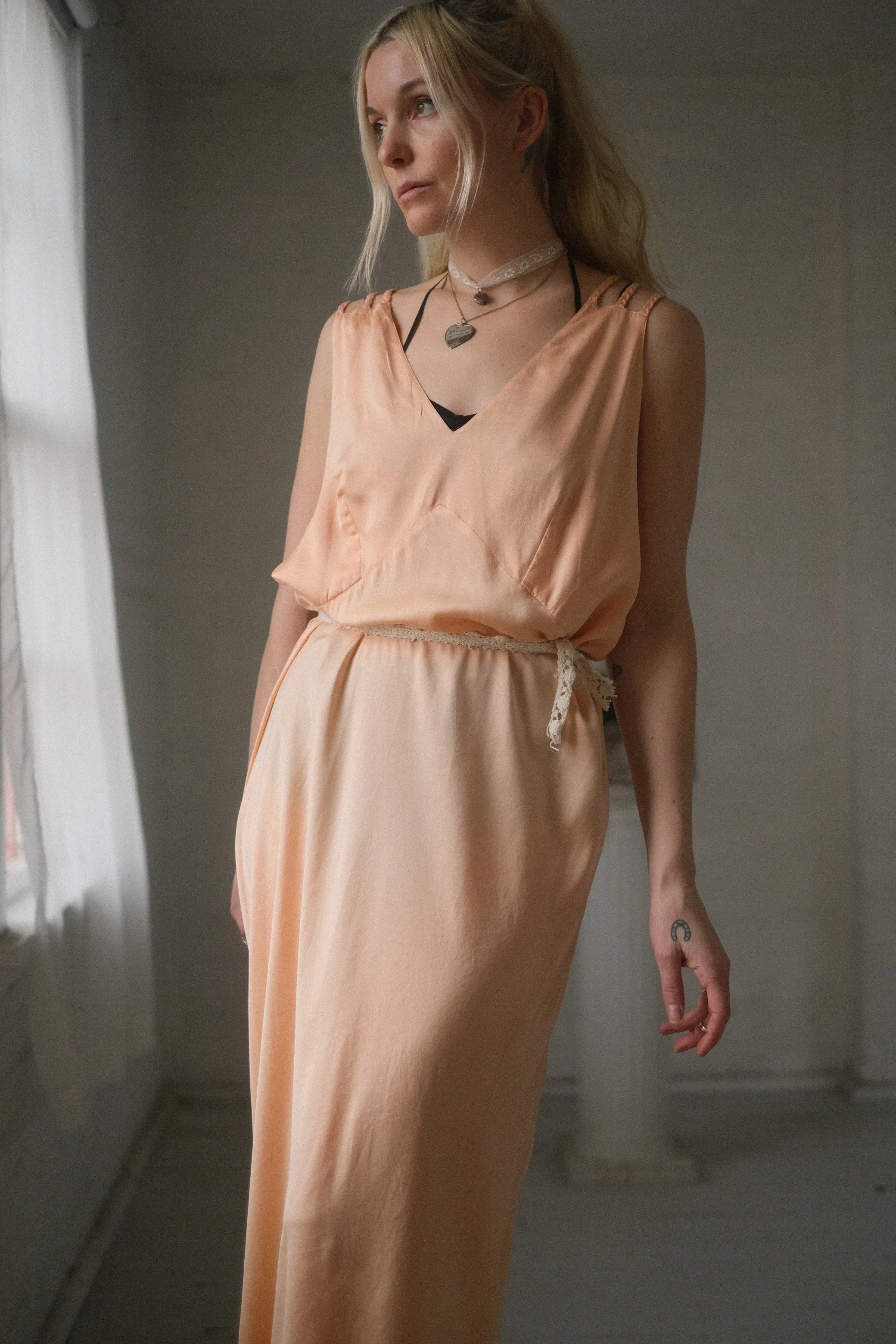 1940s Peach Romantic Slip Gown