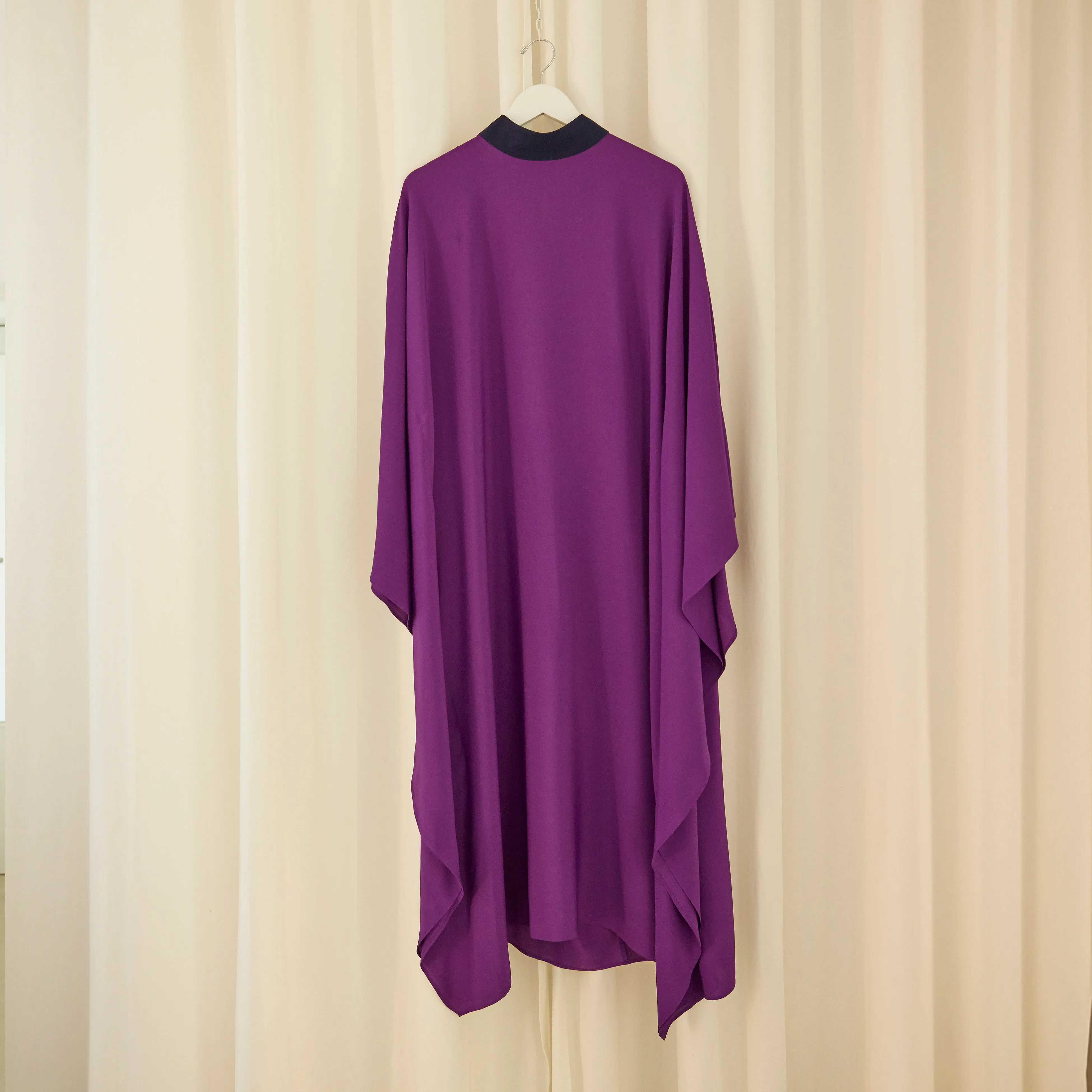 DRESS "BELLA" IN VIOLET WITH NAVY NECKLINE