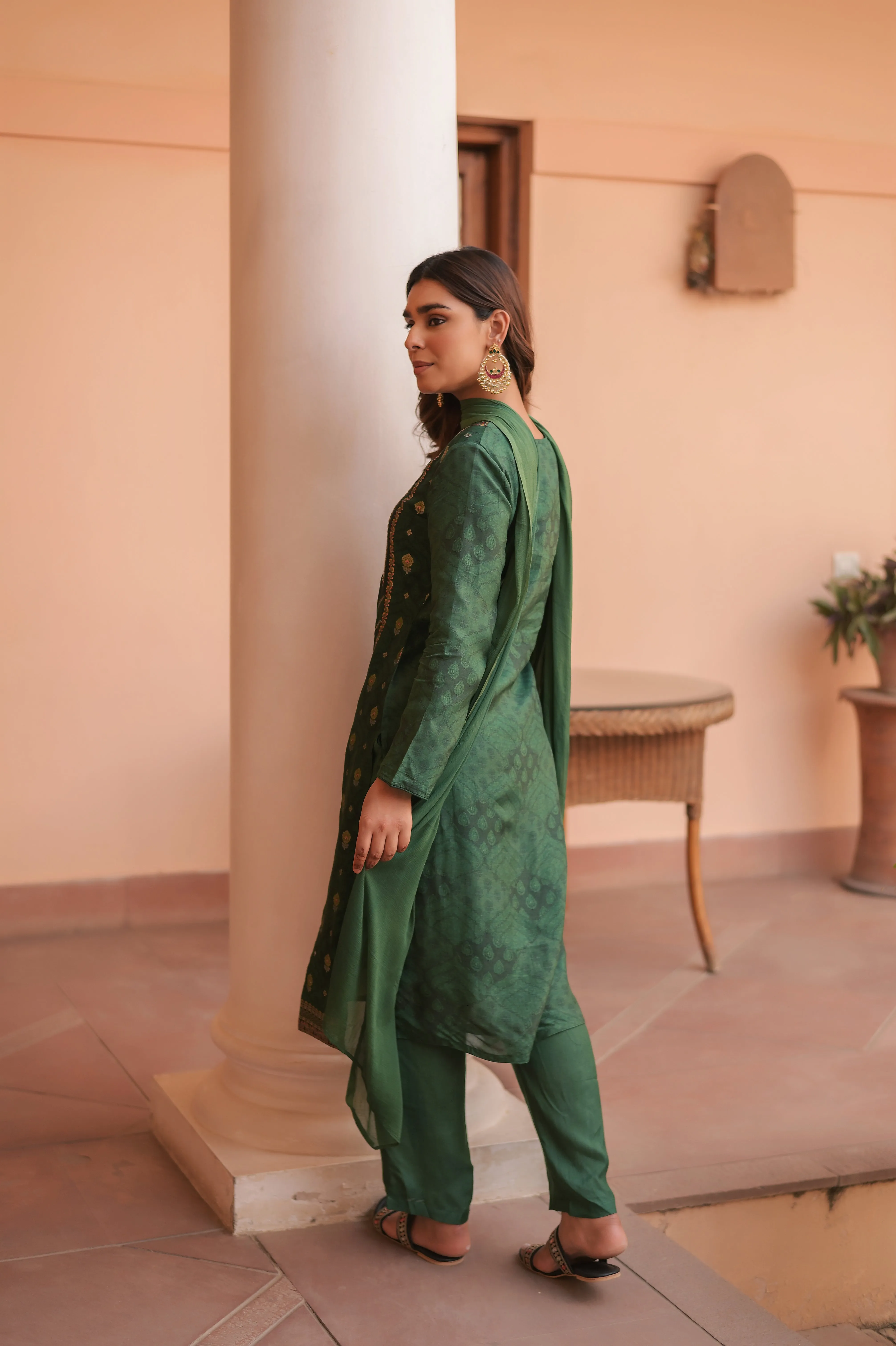 Emerald Charm Jacquard Set With Dupatta