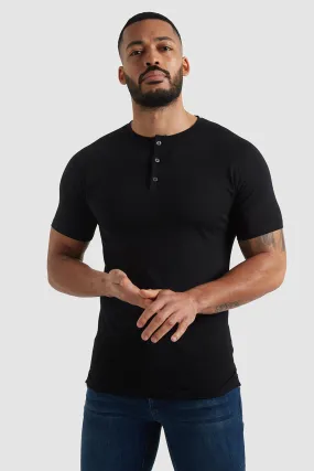 Everyday Henley T-shirt In Black