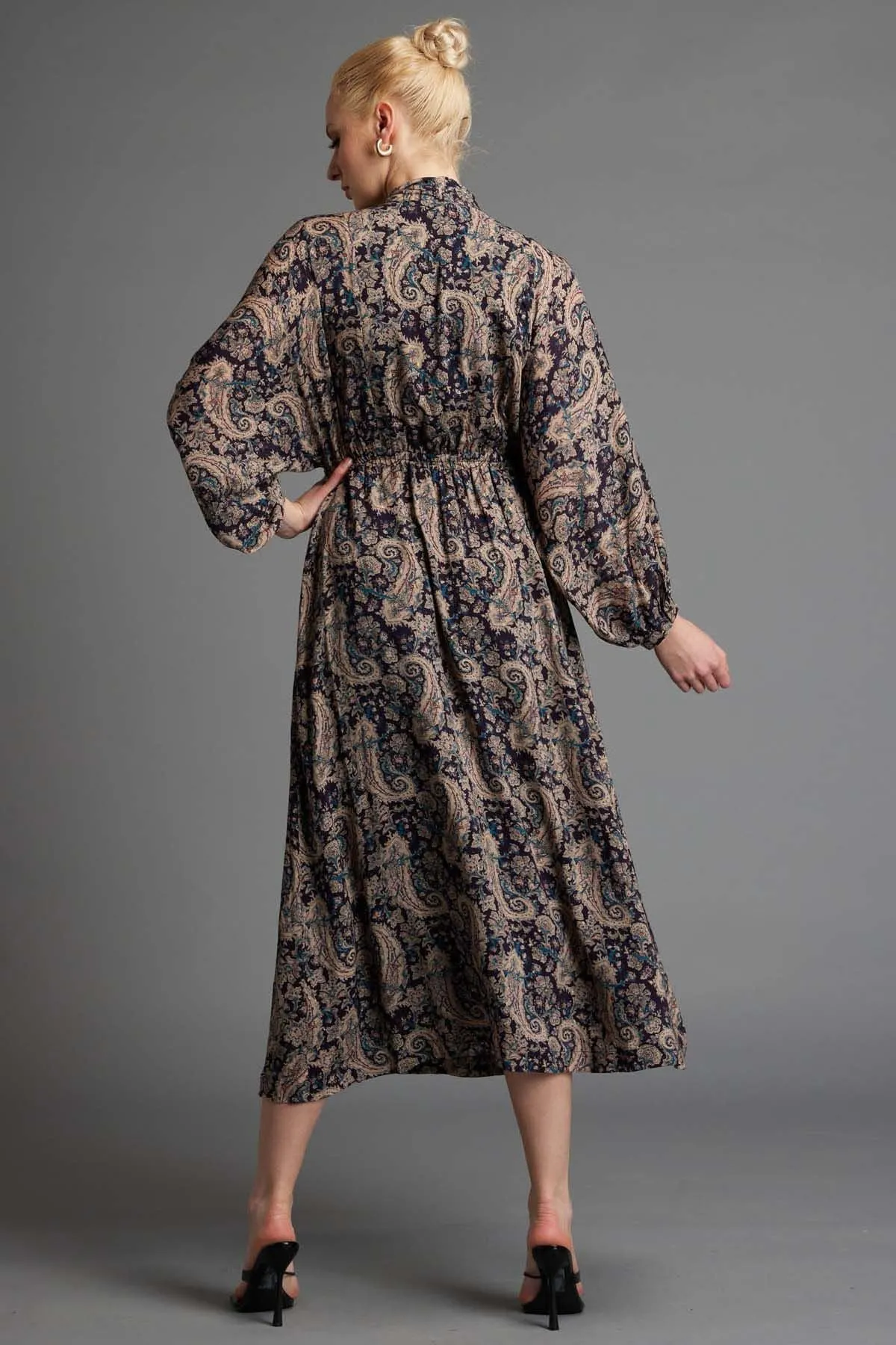 Fate   Becker Nightfever Bohemian Maxi Dress in Navy Paisley