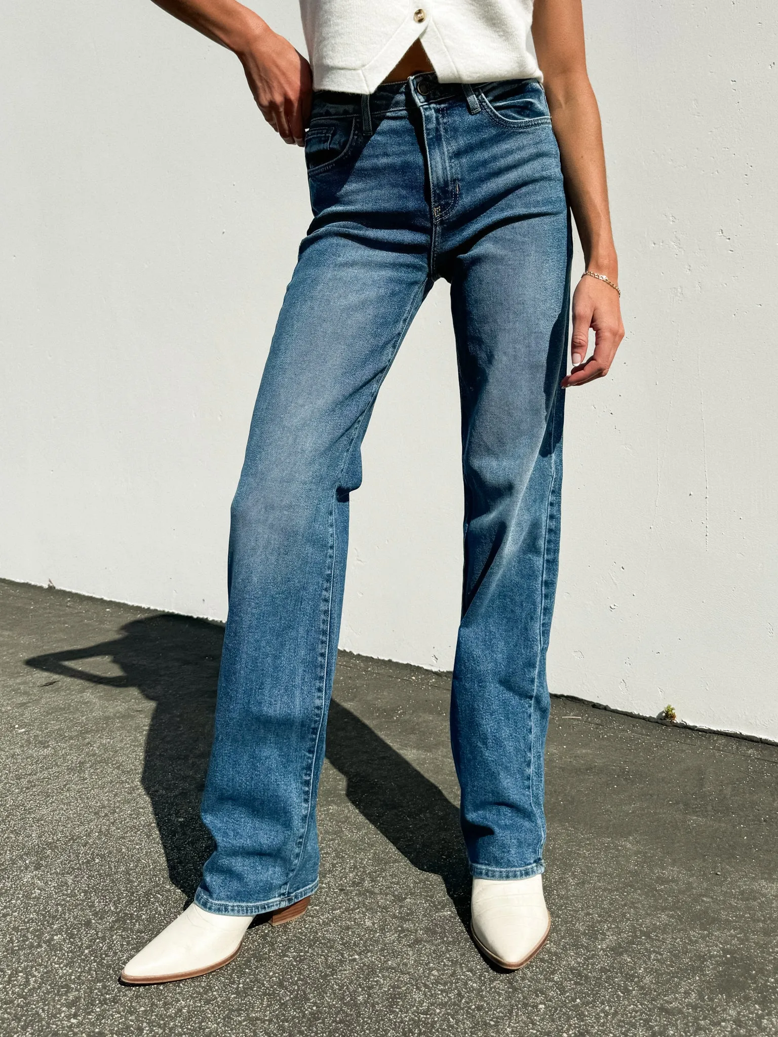 Glenn Straight Leg Jeans in Dark Wash