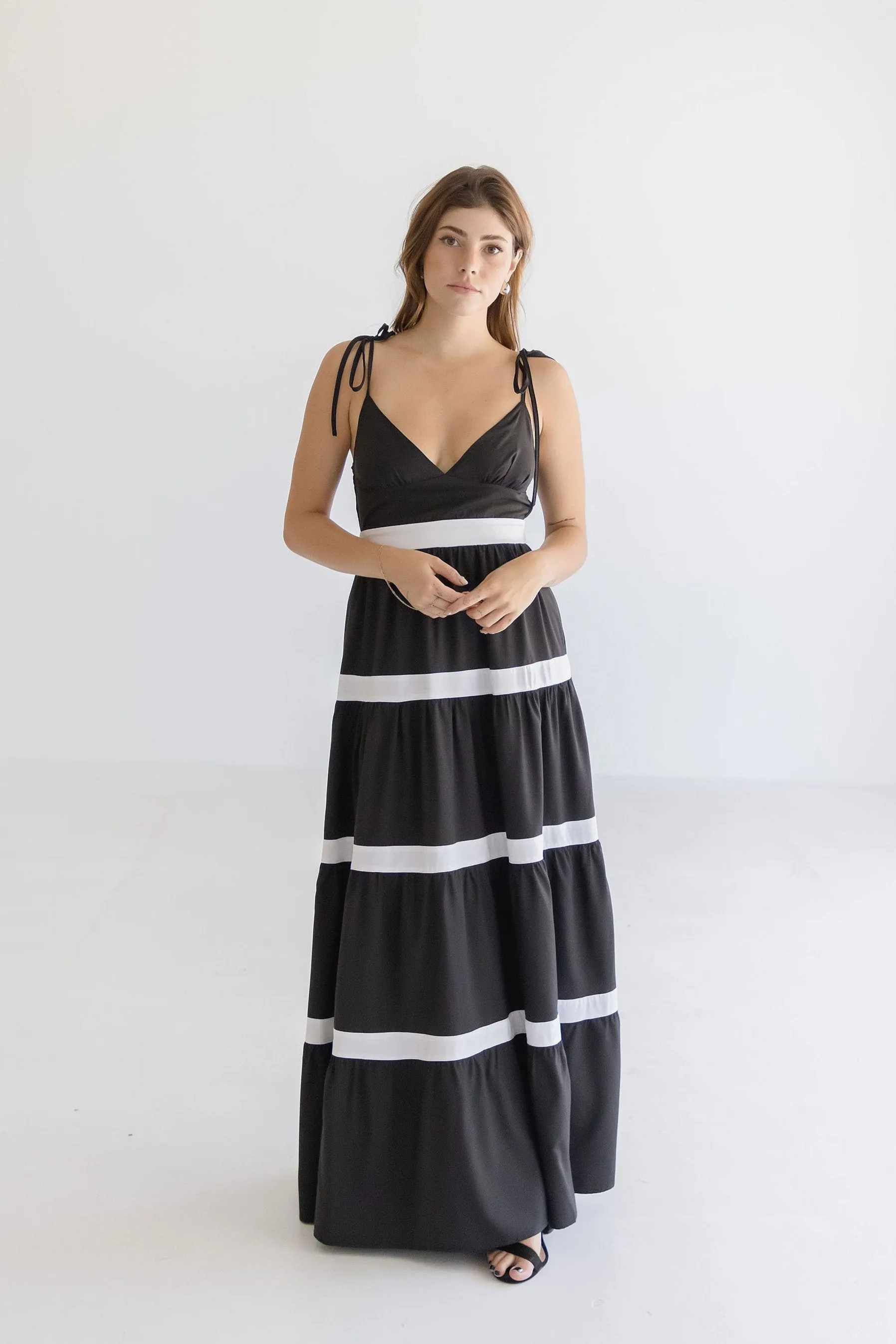 Jenny Sleeveless Shoulder Tie Stripe Print Maxi Dress Black