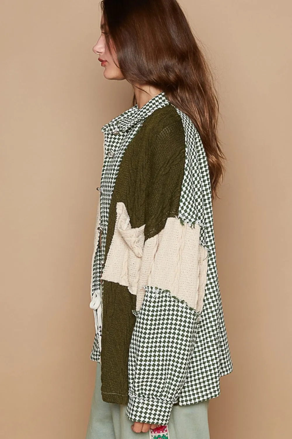 Peregrin Houndstooth Contrast Shacket -Olive