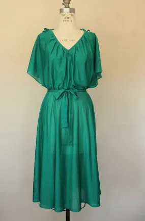 Vintage 1970s Green Dress with Belt and Flutter Sleeves